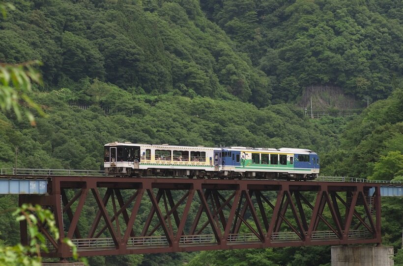お座トロ 走行