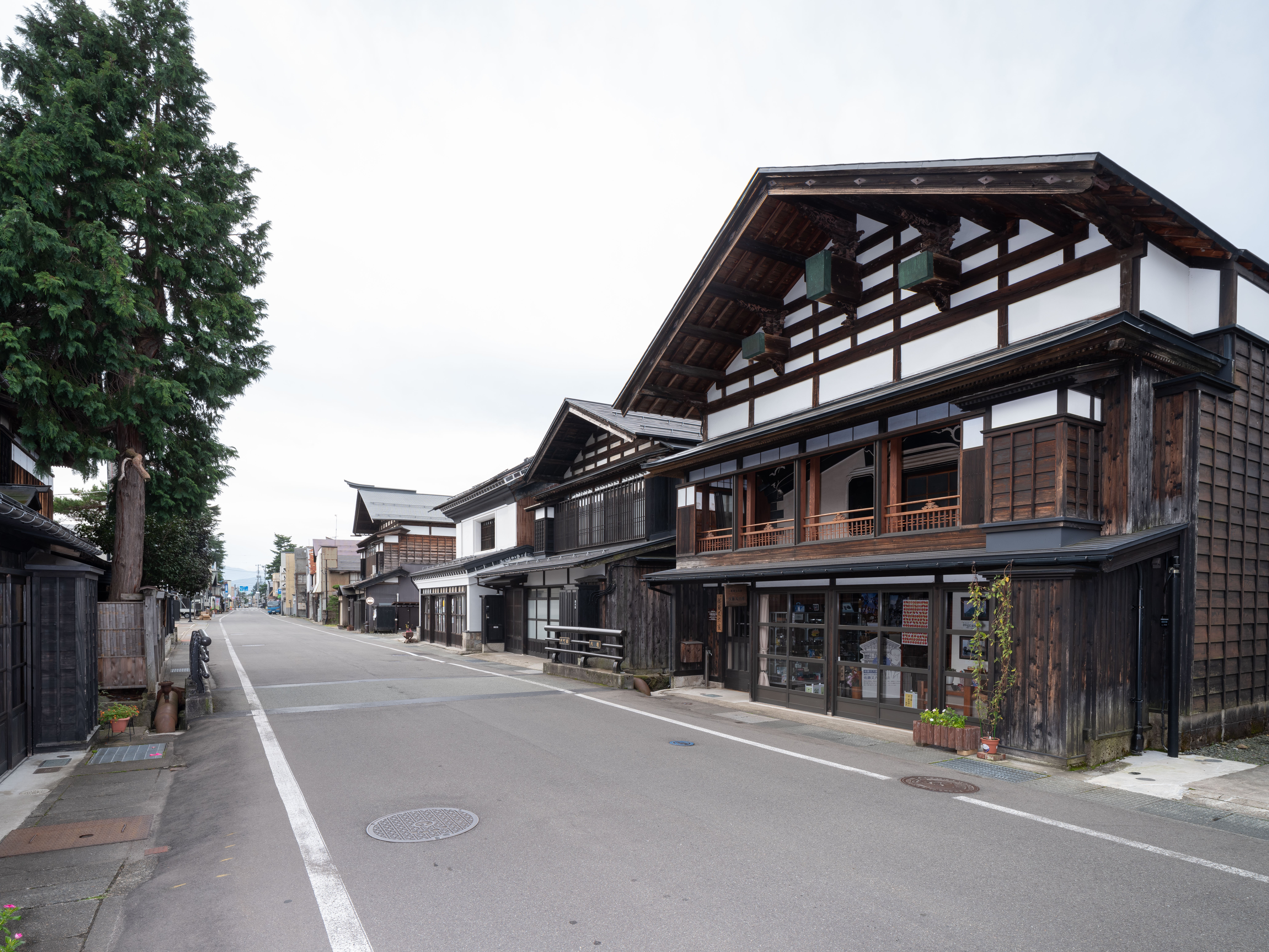 古き良き商人町の面影漂う増田の家並み